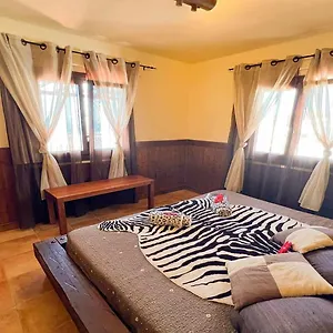 https://casa-cristian-y-maria.in-canary-islands.com
